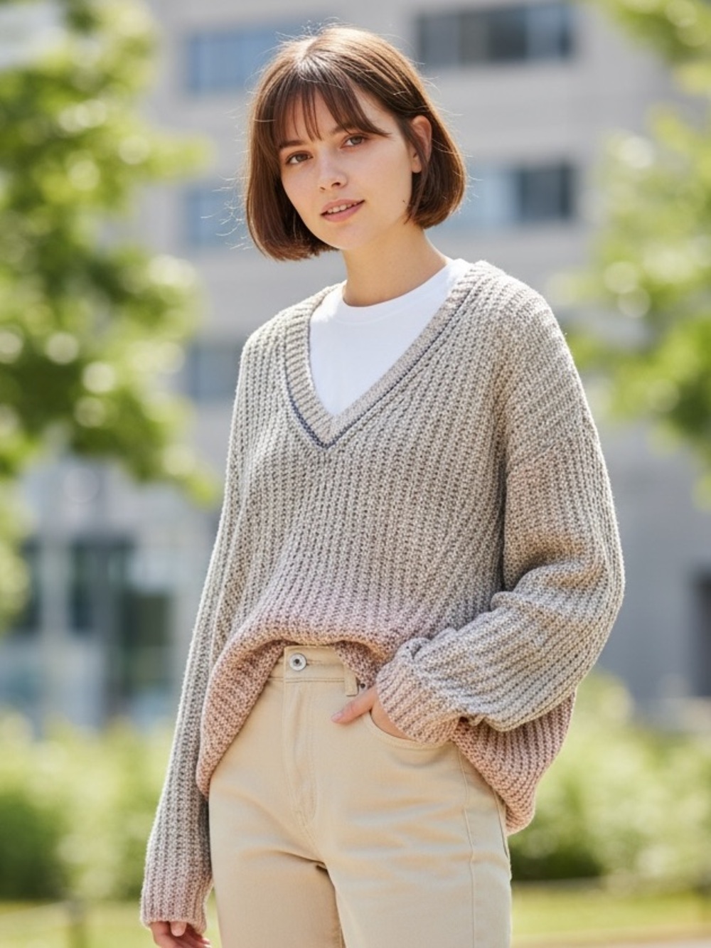 VENUS Ombre V-Neck Ribbed Sweater in Beige and Pink